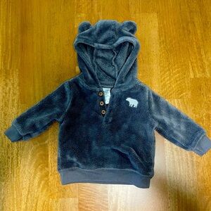 Cozy Gray Bear Hoodie for Kids 3-6m